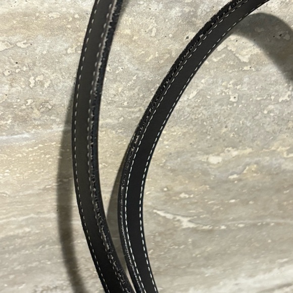 Dooney & Bourke Black Bucket Handbag - Picture 8 of 10